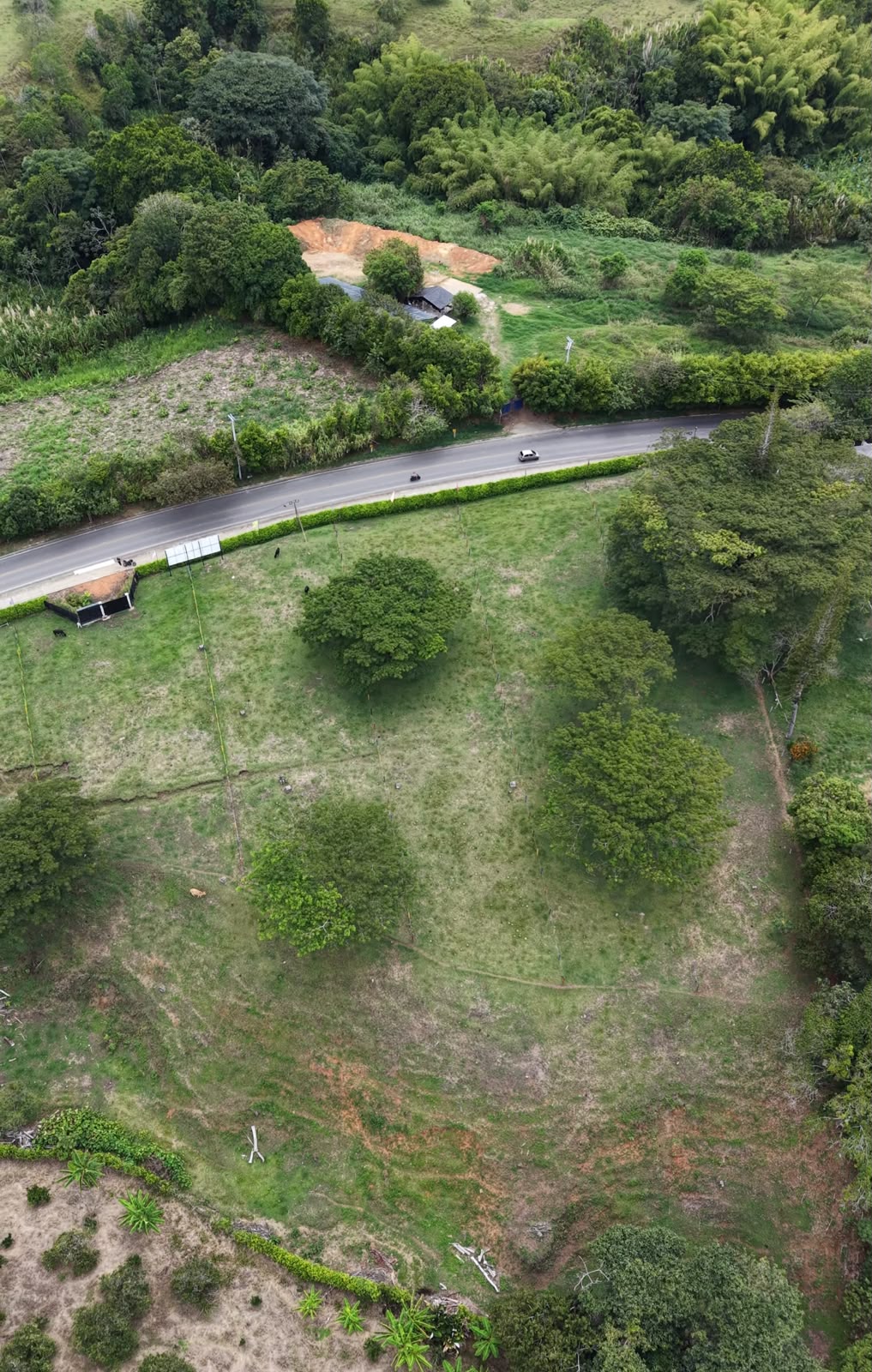 Altamira Campestre, lotes campestres con casa incluida contemporánea de lujo.